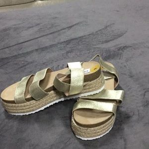 Steve Madden espadrilles